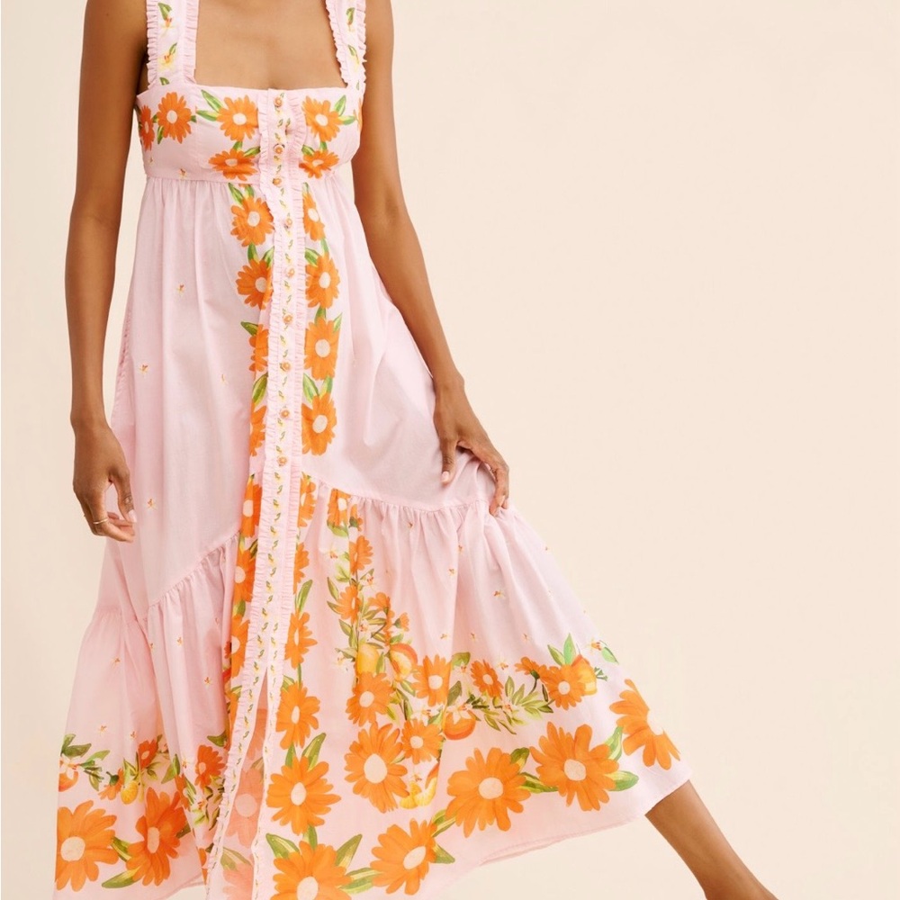 Farm Rio Papaya Salad dress. NWT. Large